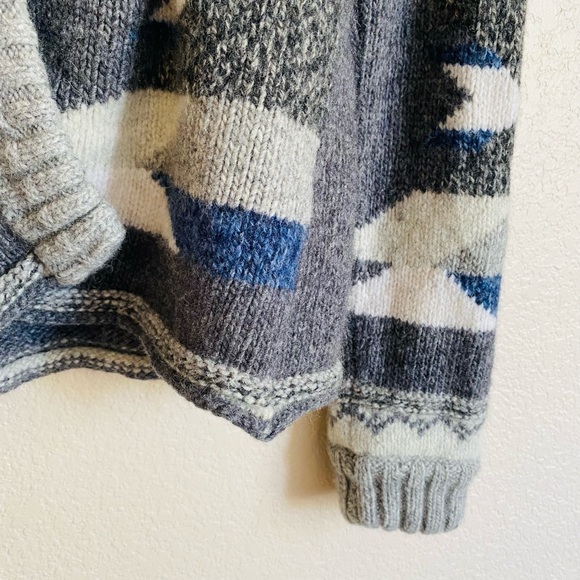 Eddie Bauer sweater - Picture 3 of 8